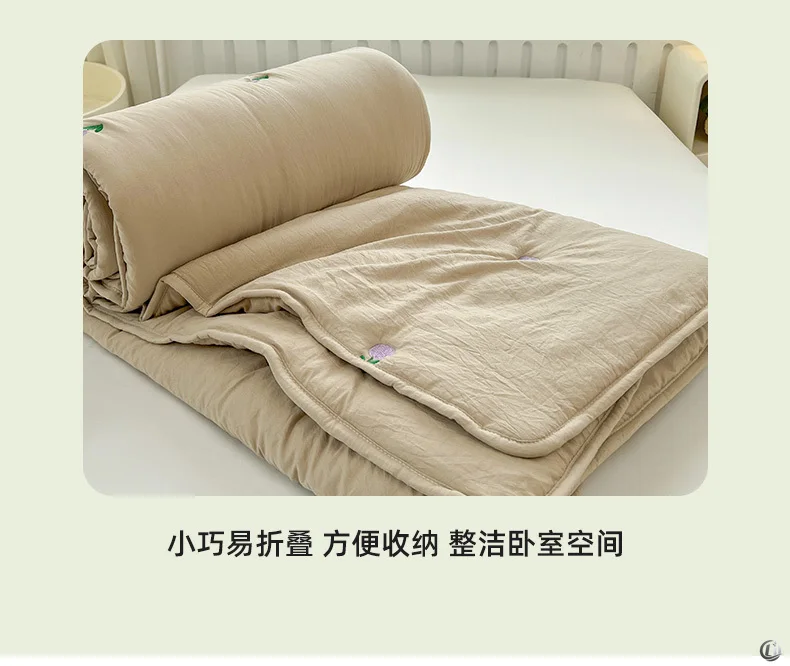 Summer New Tulip Embroidered Summer Quilt Household Solid Color Air Conditioner Quilt, No Pillowcase