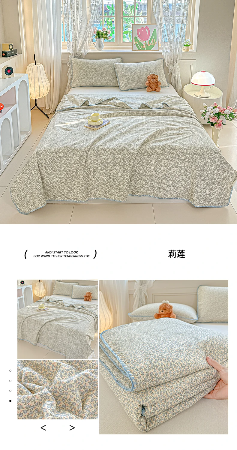 Floral Shell-Embroidered Crinkled Cotton Summer Quilt – Lightweight AC Blanket for Warm Nights