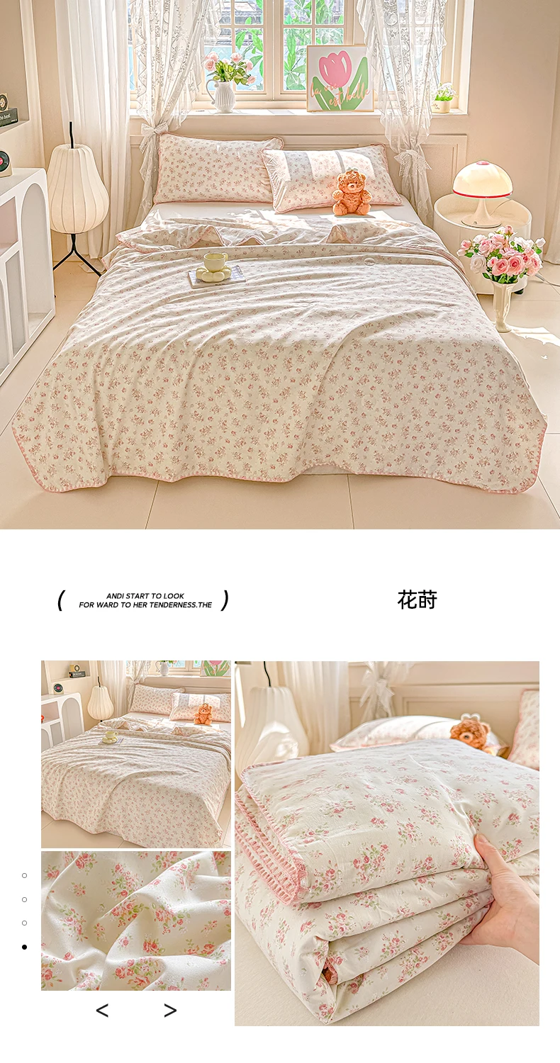 Floral Shell-Embroidered Crinkled Cotton Summer Quilt – Lightweight AC Blanket for Warm Nights